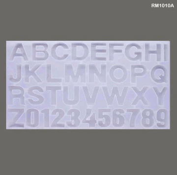 RM1010A silicone mold with uppercase A-Z letters and 0-9 numbers, ideal for resin keychains, name tags, and DIY crafts.